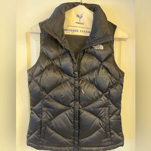 North Face puffer vest women’s
